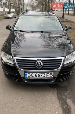 Універсал Volkswagen Passat 2007 в Миколаєві