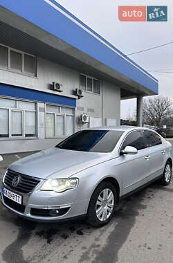 Седан Volkswagen Passat 2008 в Києві