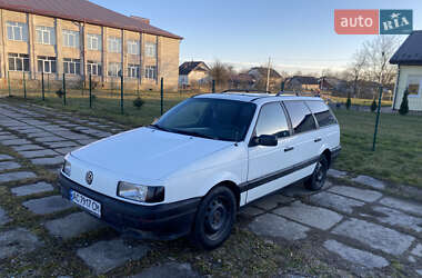 Універсал Volkswagen Passat 1989 в Стрию