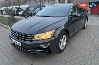 Седан Volkswagen Passat 2016 в Одесі