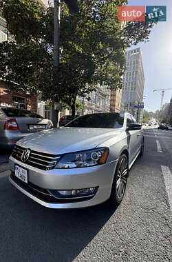 Седан Volkswagen Passat 2015 в 