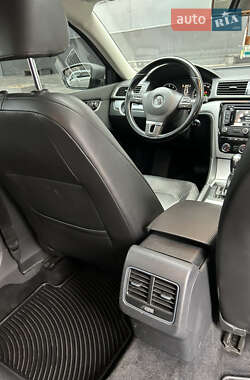Седан Volkswagen Passat 2013 в 