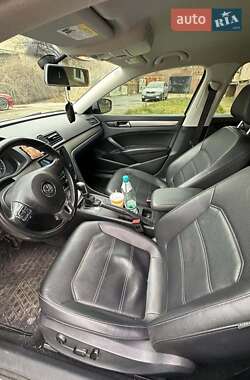 Седан Volkswagen Passat 2015 в 