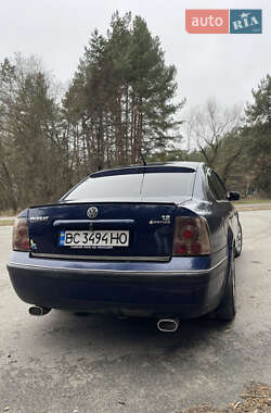 Седан Volkswagen Passat 1999 в 