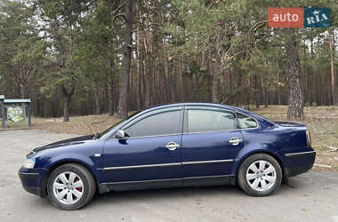 Седан Volkswagen Passat 1999 в 