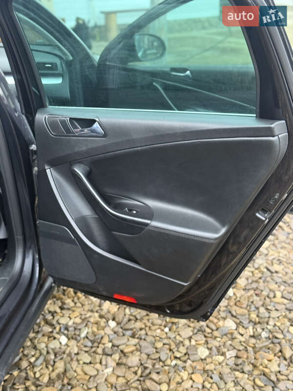 Универсал Volkswagen Passat 2005 в Косове