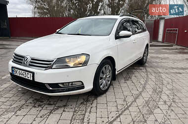 Универсал Volkswagen Passat 2011 в Бродах