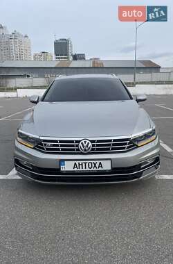 Універсал Volkswagen Passat 2015 в Києві