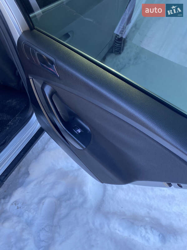 Универсал Volkswagen Passat 2006 в Львове