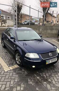 Седан Volkswagen Passat 2002 в Роздільній