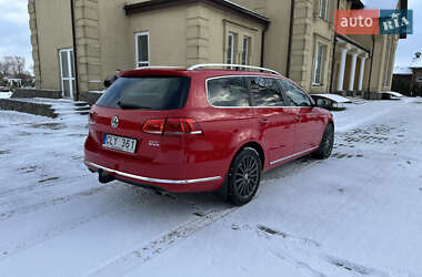 Універсал Volkswagen Passat 2012 в Тернополі