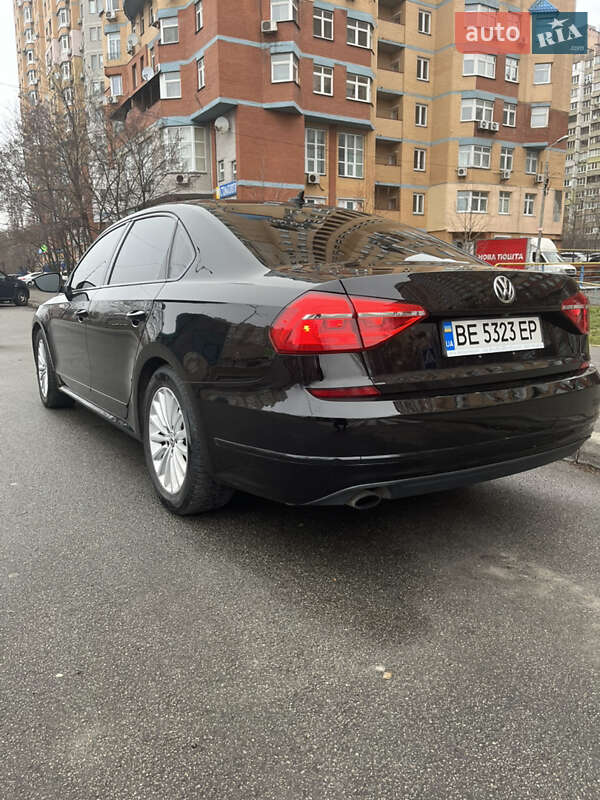 Седан Volkswagen Passat 2016 в Києві