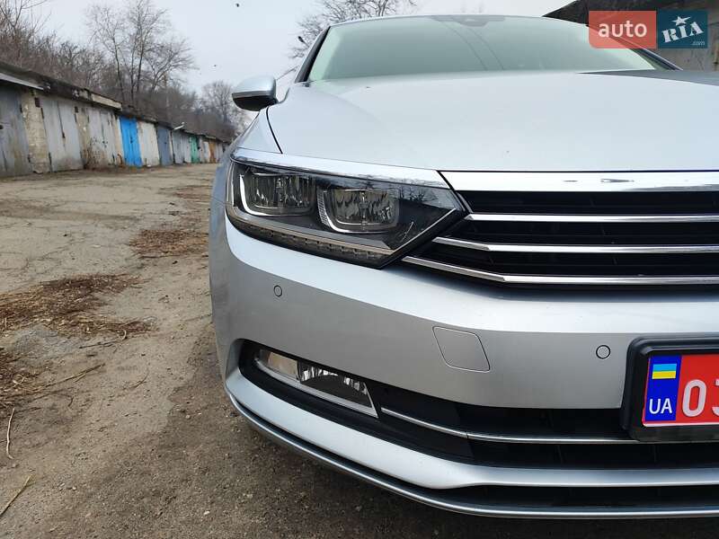 Универсал Volkswagen Passat 2018 в Каменском