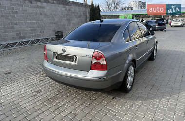 Седан Volkswagen Passat 2002 в Кропивницком