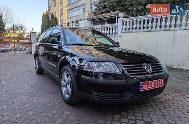 Универсал Volkswagen Passat 2002 в Ровно