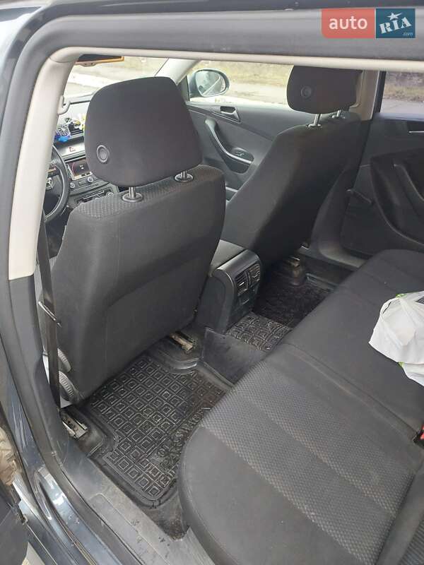 Универсал Volkswagen Passat 2010 в Конотопе