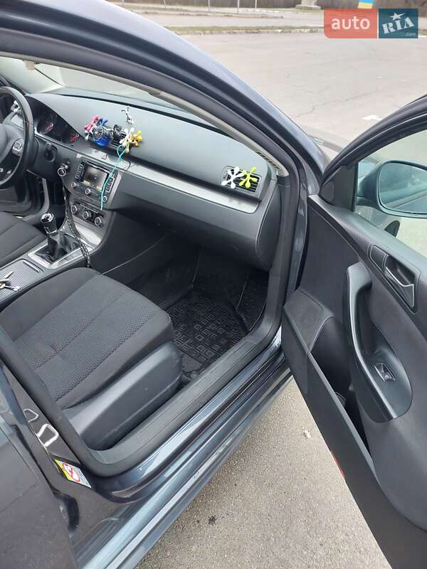 Универсал Volkswagen Passat 2010 в Конотопе