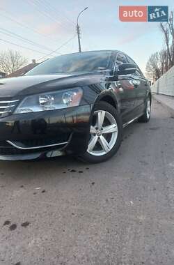 Седан Volkswagen Passat 2012 в Черкассах