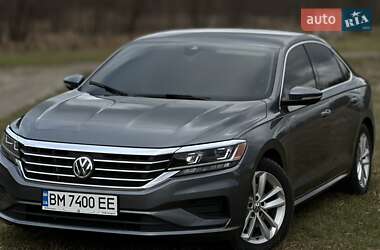 Седан Volkswagen Passat 2020 в Ромнах