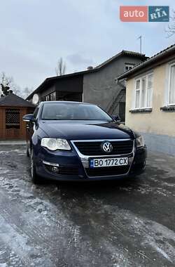 Седан Volkswagen Passat 2008 в Гусятине