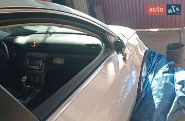 Седан Volkswagen Passat 2006 в 