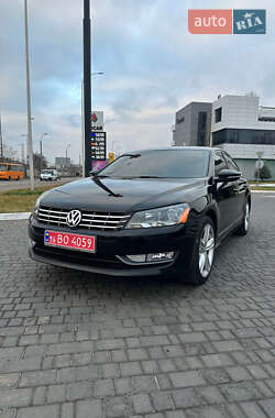 Седан Volkswagen Passat 2013 в Одесі