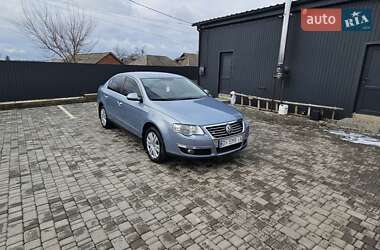 Седан Volkswagen Passat 2008 в Ольшанке