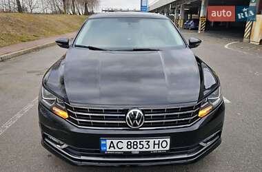 Седан Volkswagen Passat 2016 в Киеве