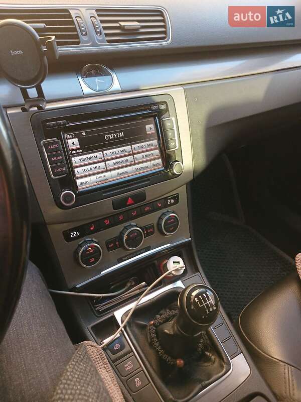 Универсал Volkswagen Passat 2012 в Хмельницком