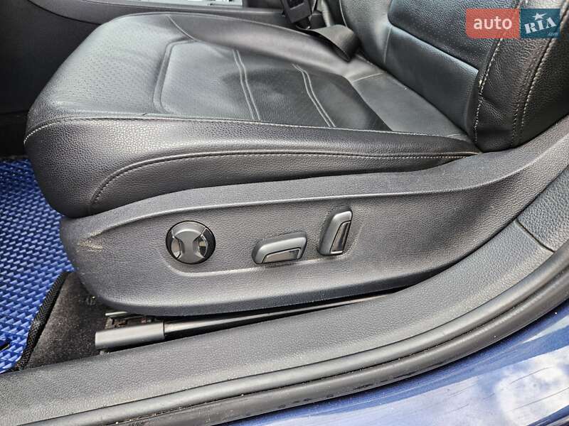 Седан Volkswagen Passat 2013 в Борисполе