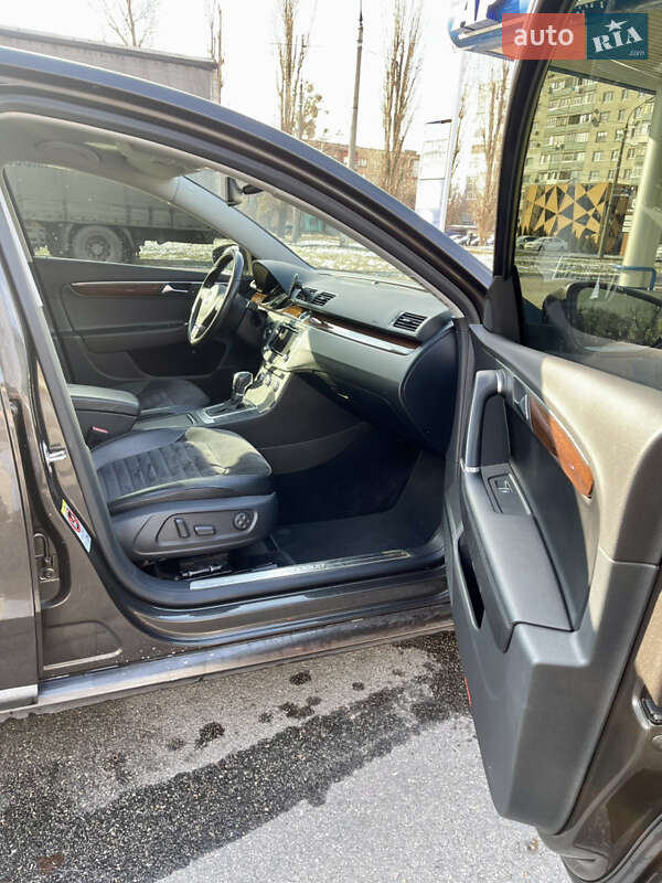 Седан Volkswagen Passat 2013 в Черкассах фото 11 Седан Volkswagen Passat 2013 в Черкассах