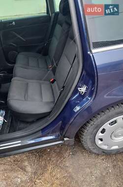 Универсал Volkswagen Passat 2002 в 