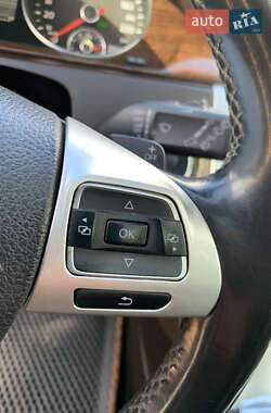 Универсал Volkswagen Passat 2011 в 