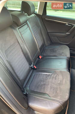 Универсал Volkswagen Passat 2011 в 