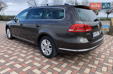 Универсал Volkswagen Passat 2011 в 