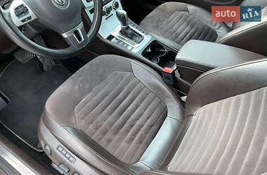 Универсал Volkswagen Passat 2011 в 