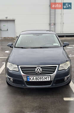 Седан Volkswagen Passat 2008 в Киеве