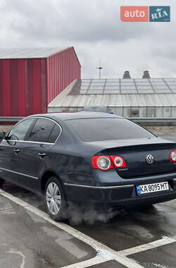 Седан Volkswagen Passat 2008 в Киеве