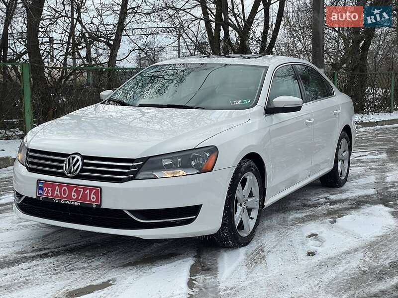 Седан Volkswagen Passat 2012 в Лубнах