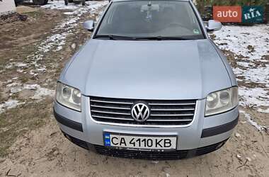 Седан Volkswagen Passat 2004 в Черкасах