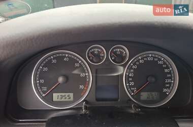 Седан Volkswagen Passat 2004 в 