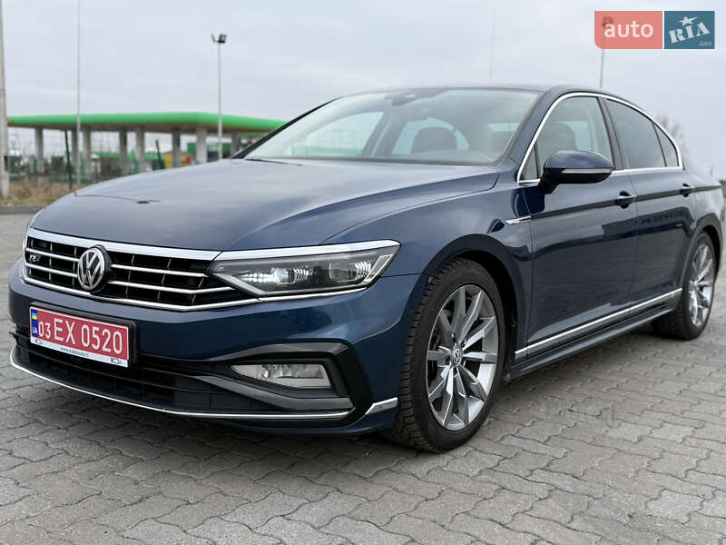 Седан Volkswagen Passat 2020 в Рава-Русской