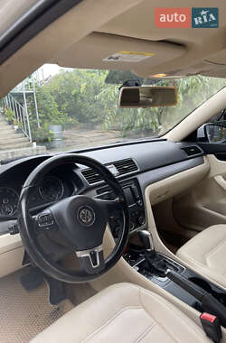 Седан Volkswagen Passat 2015 в 