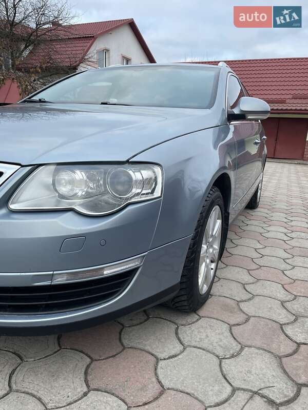 Универсал Volkswagen Passat 2010 в Рогатине