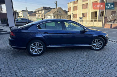 Седан Volkswagen Passat 2016 в Тячеве