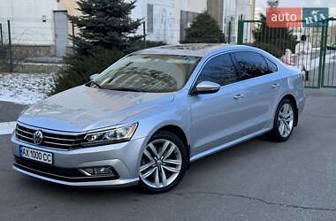 Седан Volkswagen Passat 2016 в Харкові