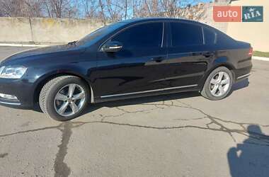 Седан Volkswagen Passat 2012 в Дніпрі