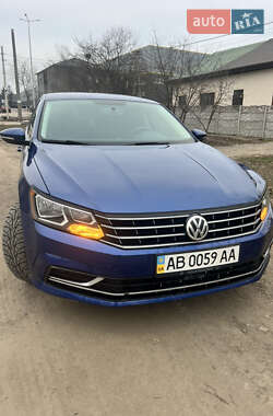 Седан Volkswagen Passat 2017 в Вінниці