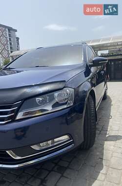 Универсал Volkswagen Passat 2011 в 