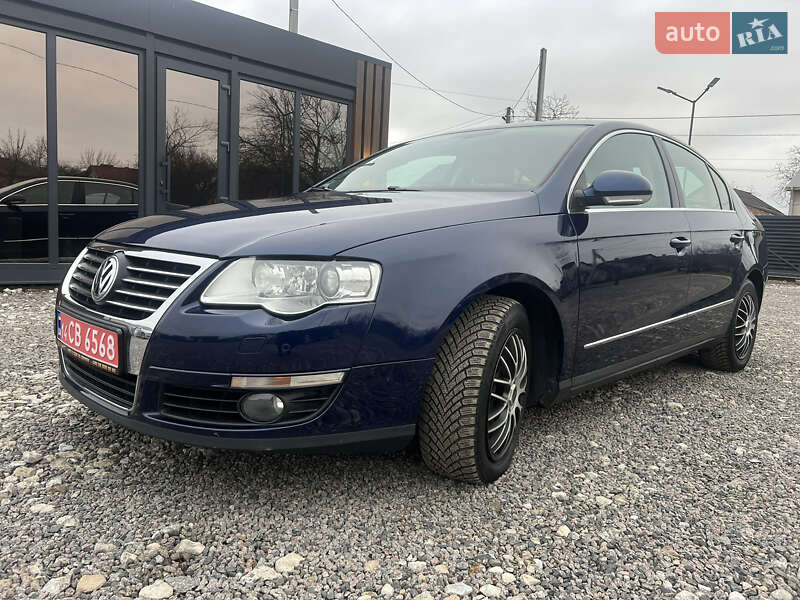 Седан Volkswagen Passat 2005 в Яворові